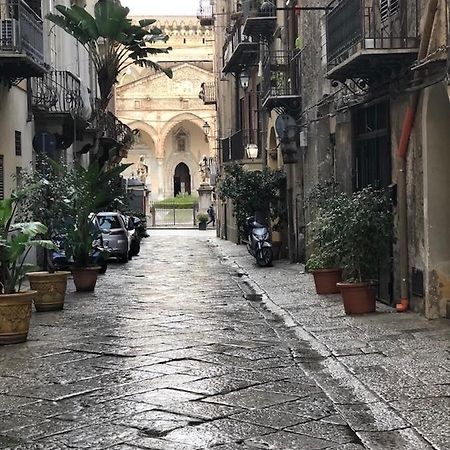 Casa Di Fronte La Cattedrale Apartment Palermo Exterior photo